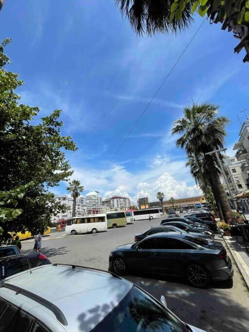 Ak Terminal Apartments Durres Bagian luar foto