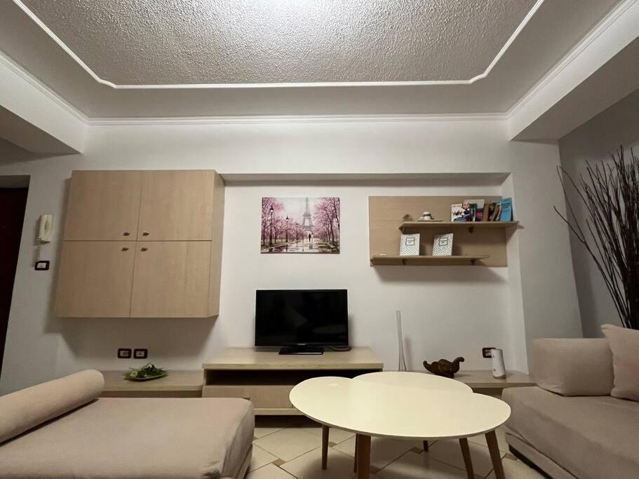 Ak Terminal Apartments Durres Bagian luar foto