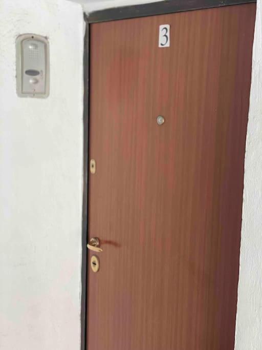 Ak Terminal Apartments Durres Bagian luar foto