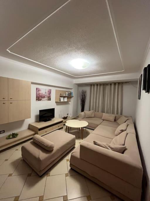 Ak Terminal Apartments Durres Bagian luar foto